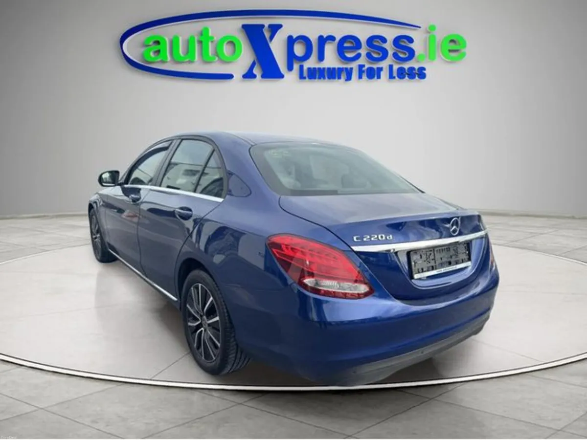Mercedes-Benz C-Class D SE 4DR Auto - Image 3