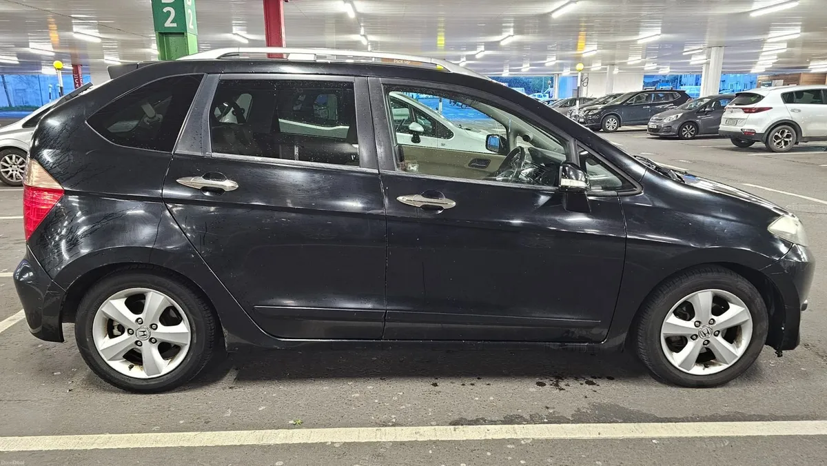 Honda FR-V 2009 Executive - Image 4