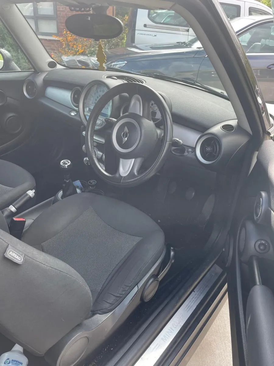 Mini Cooper 2007 - Image 2