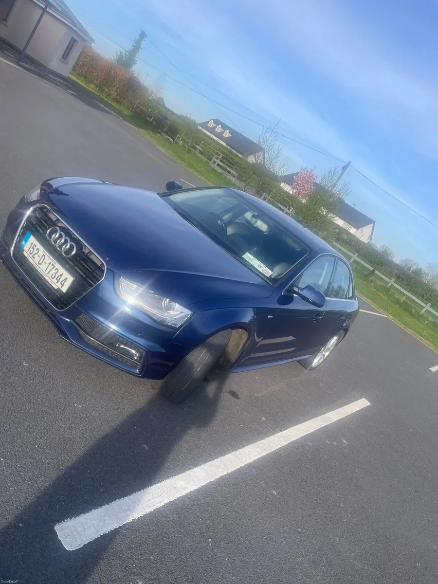 Audi A4 2015 - Image 4