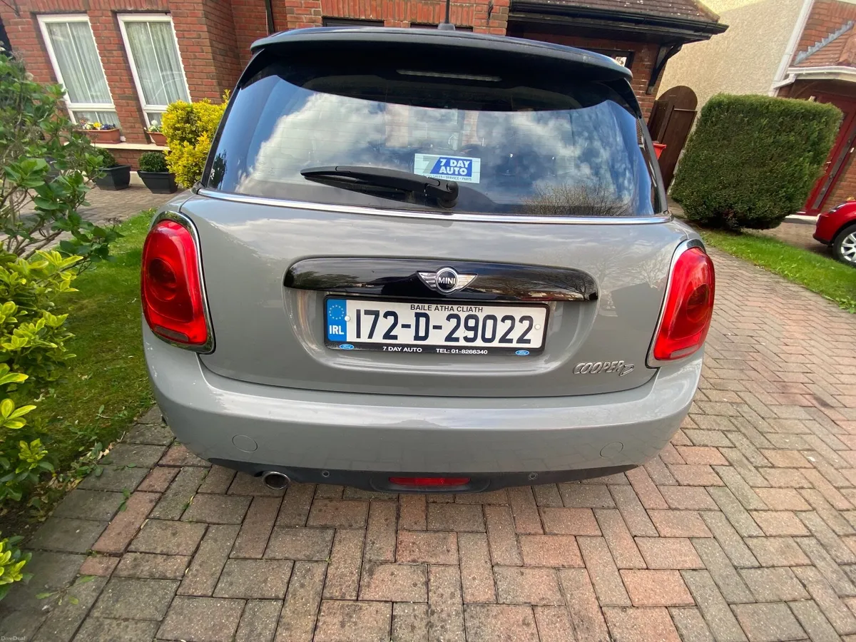 Mini Cooper 2017 - Image 4