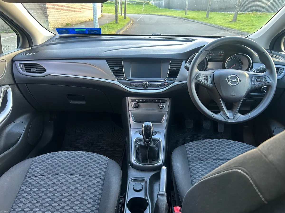 182 Opel Astra 1.0 Petrol ⛽️ - Image 3