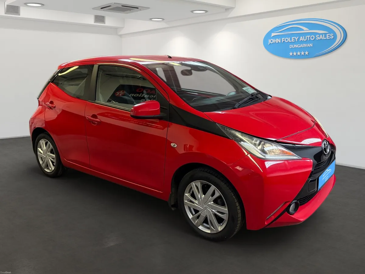 172-Toyota -Aygo-1.0-X-Play - Image 3