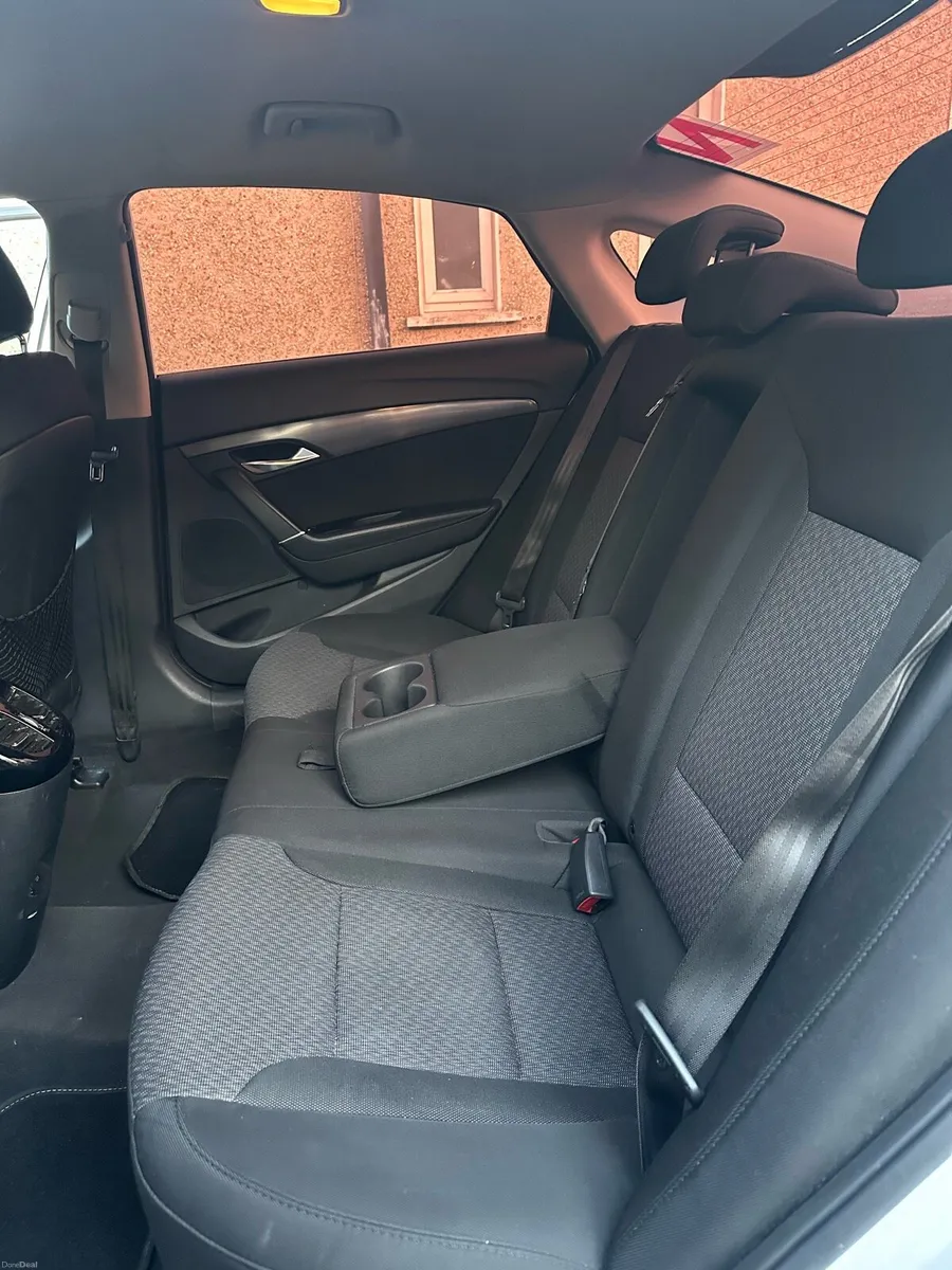 HYUNDAI I40 - Image 4