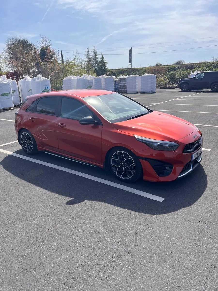 Kia Ceed GT-Line 2022 - Image 2