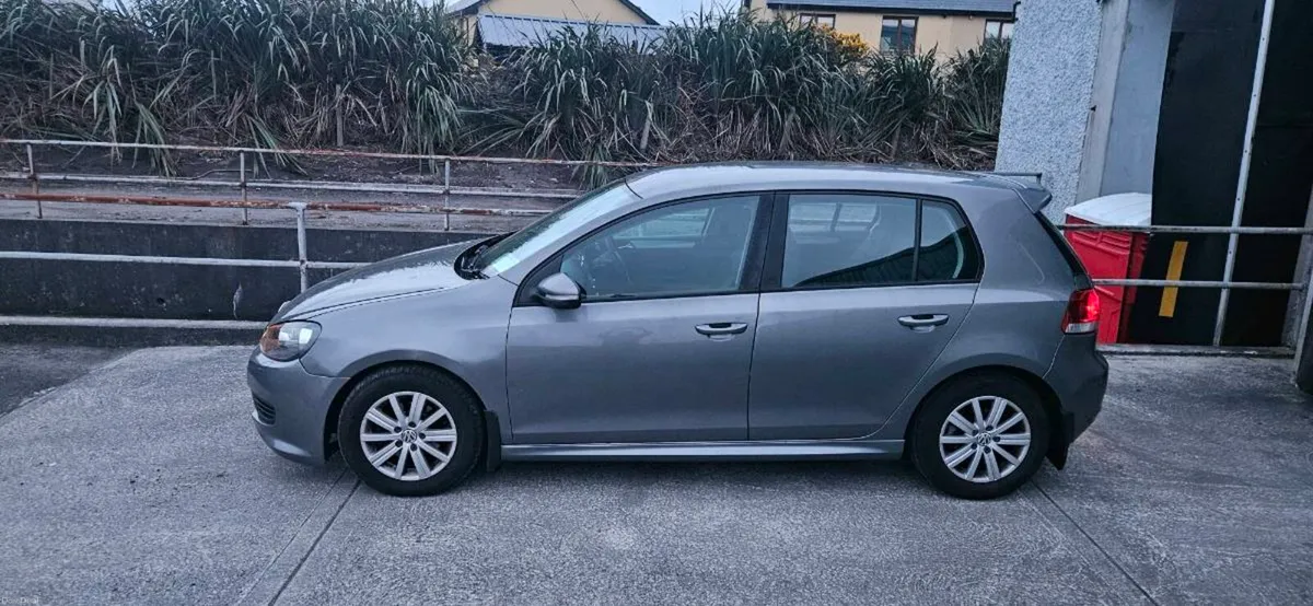 Volkswagen Golf - Image 4