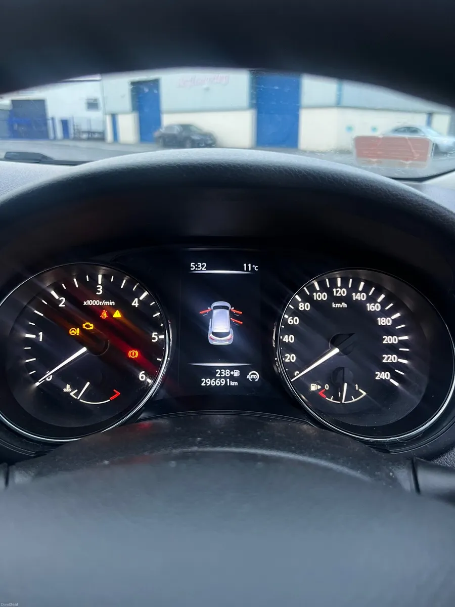 Nissan Pulsar 2015 - Image 2