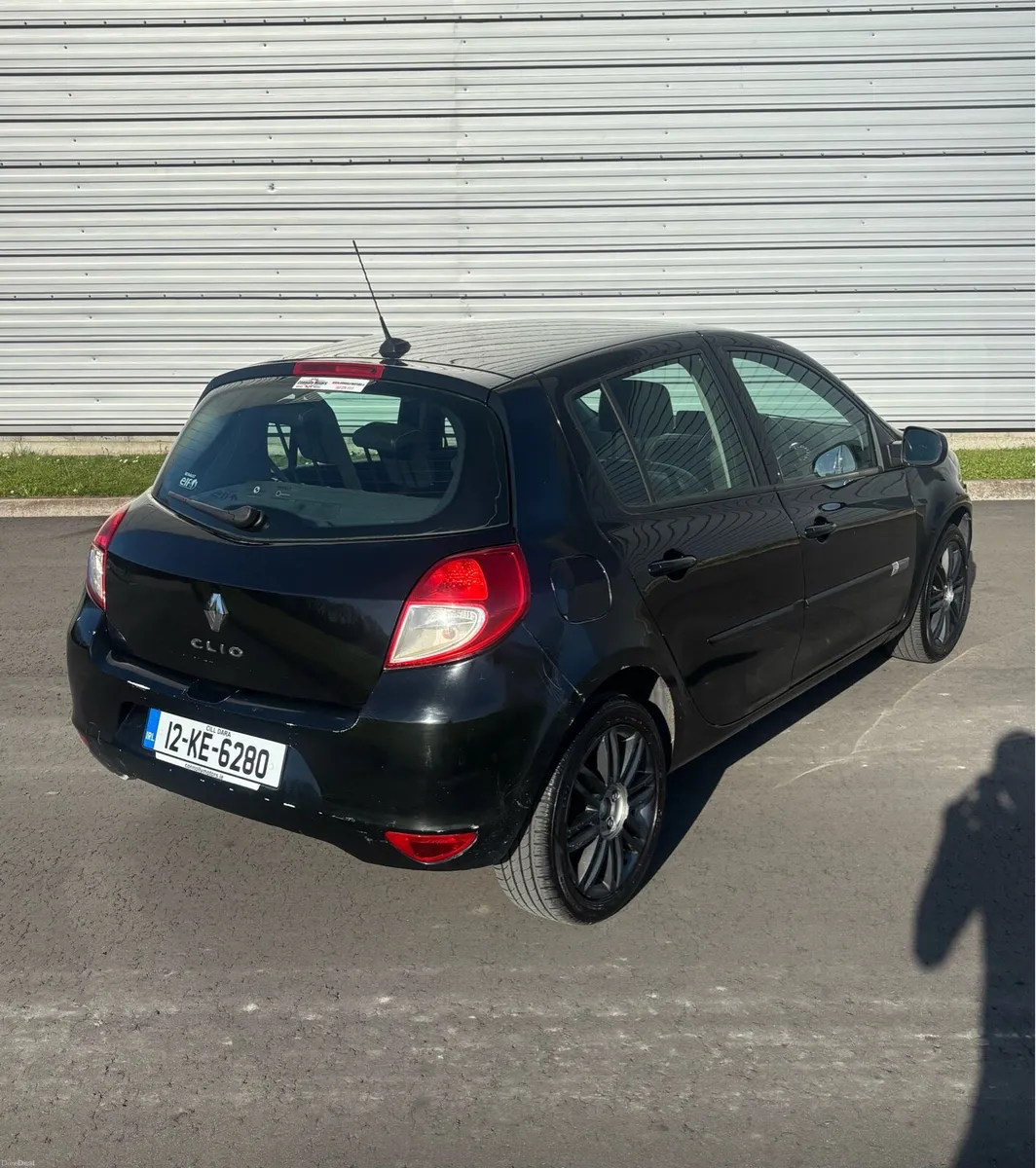 2012 Renault Clio 1.1 petrol low miles (New NCT) - Image 2