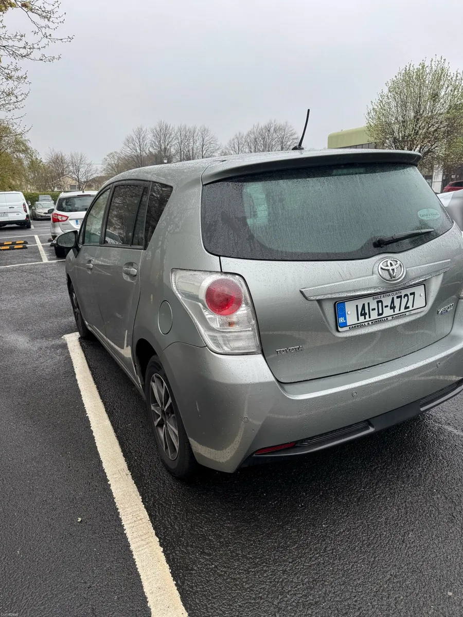 Toyota verso 2014 2.0D4D - Image 4