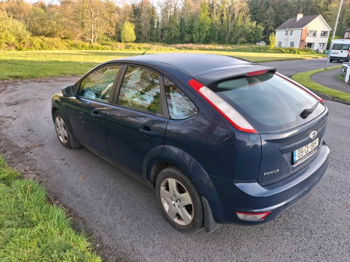 2009 Ford Focus - Image 3