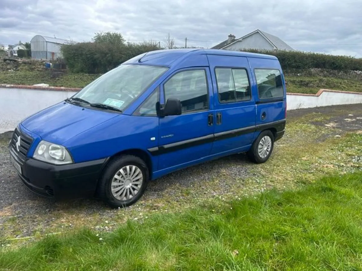 Citroen Dispatch Wheelchair & Motorcycle Access - Image 2