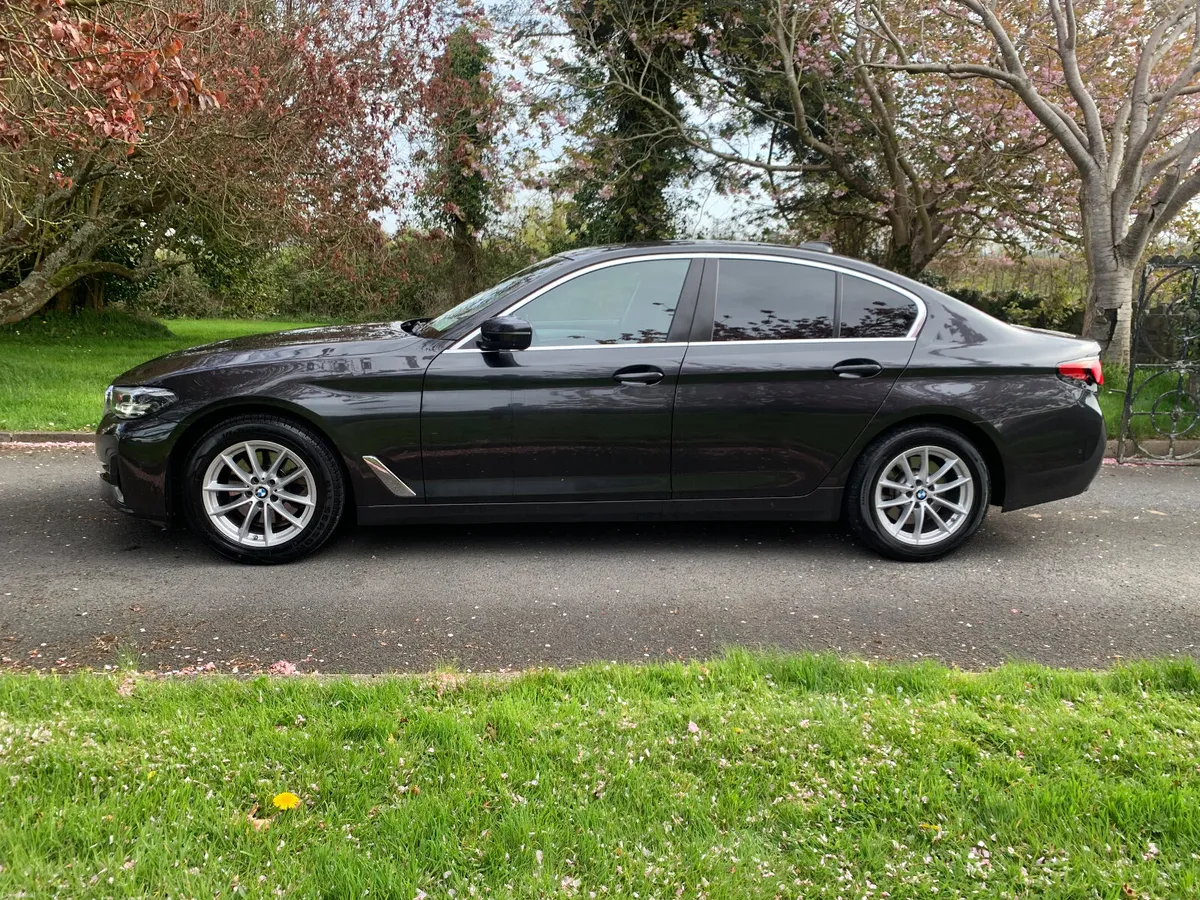 BMW 5-Series 2023. 520d - Image 2