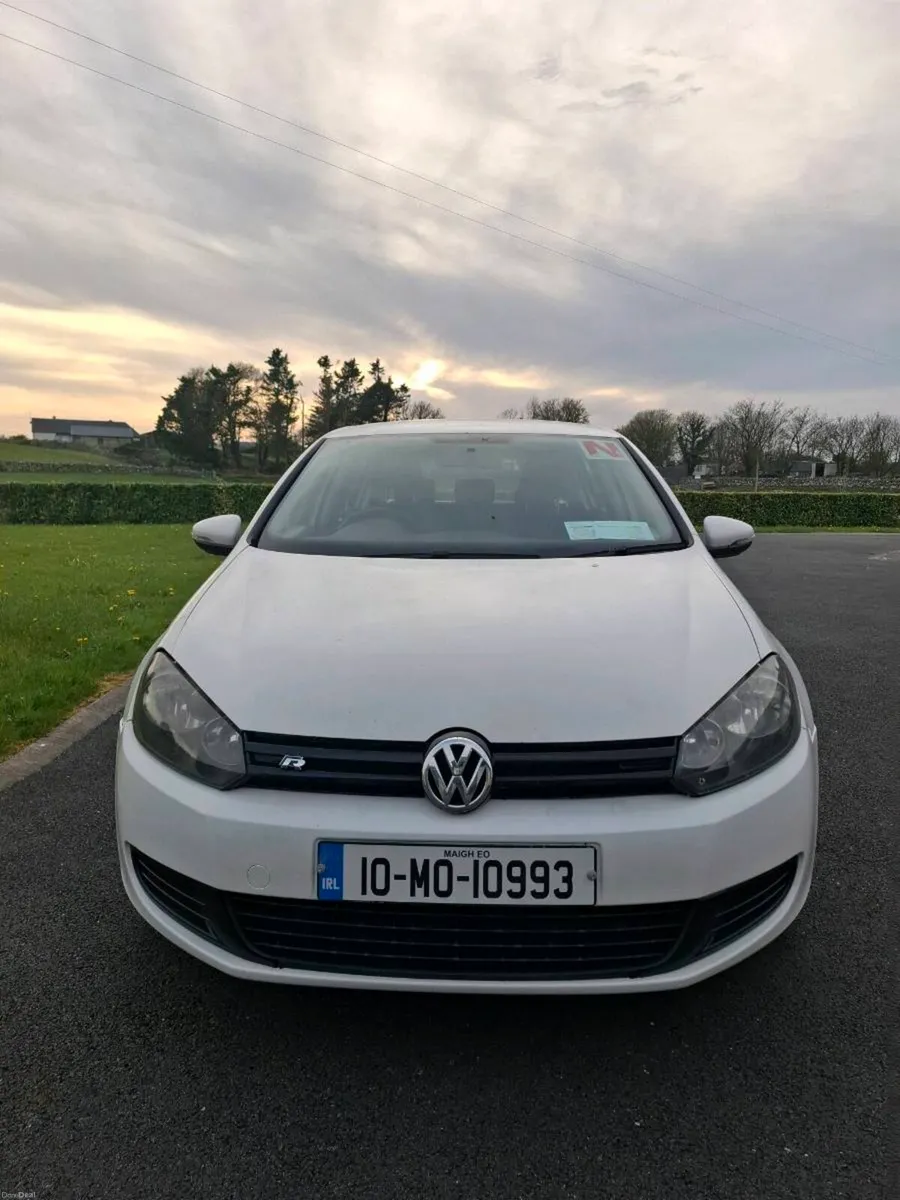 Volkswagen golf - Image 3