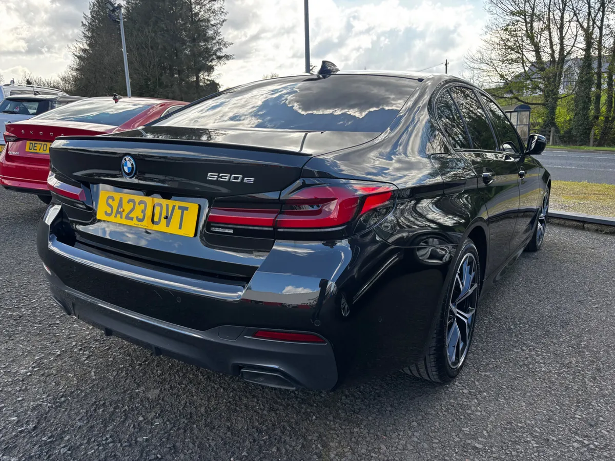BMW 5-Series 530e M Sport Xdrive 2023 - Image 5