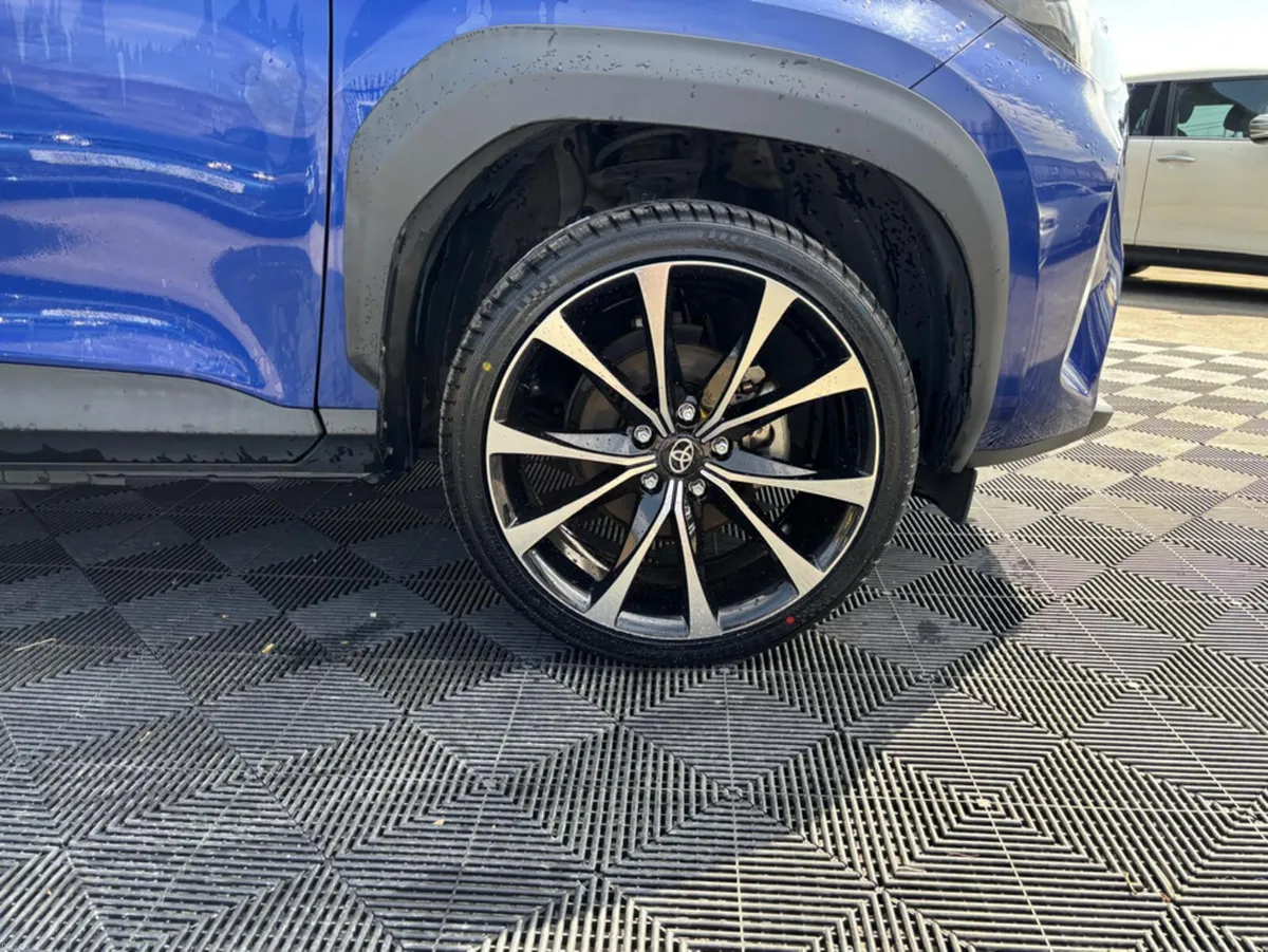 Toyota Yaris Cross Toyota yaris cross 1.5 self cha - Image 3