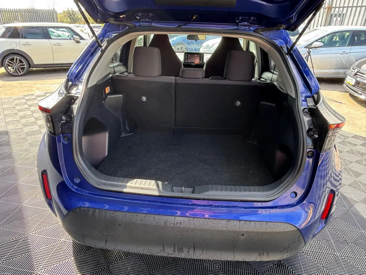 Toyota Yaris Cross Toyota yaris cross 1.5 self cha - Image 6
