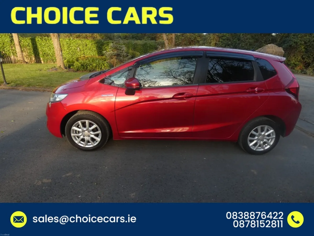 Honda Fit 1.5 AUTO HYBRID - Image 3