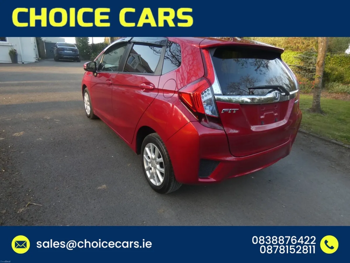 Honda Fit 1.5 AUTO HYBRID - Image 4