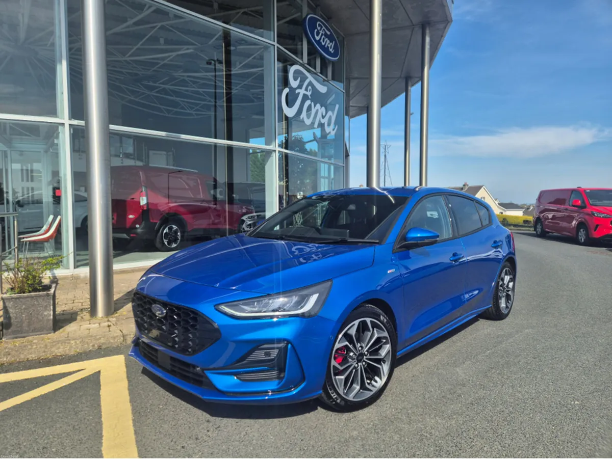 Ford Focus ST-LINE X 1.0T 125PS - Image 1