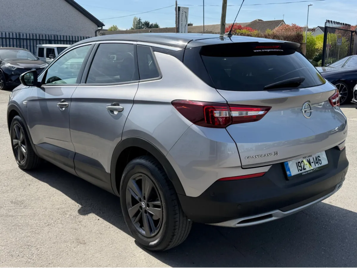 Opel Grandland X 120YR 1.2 130HP - Image 6