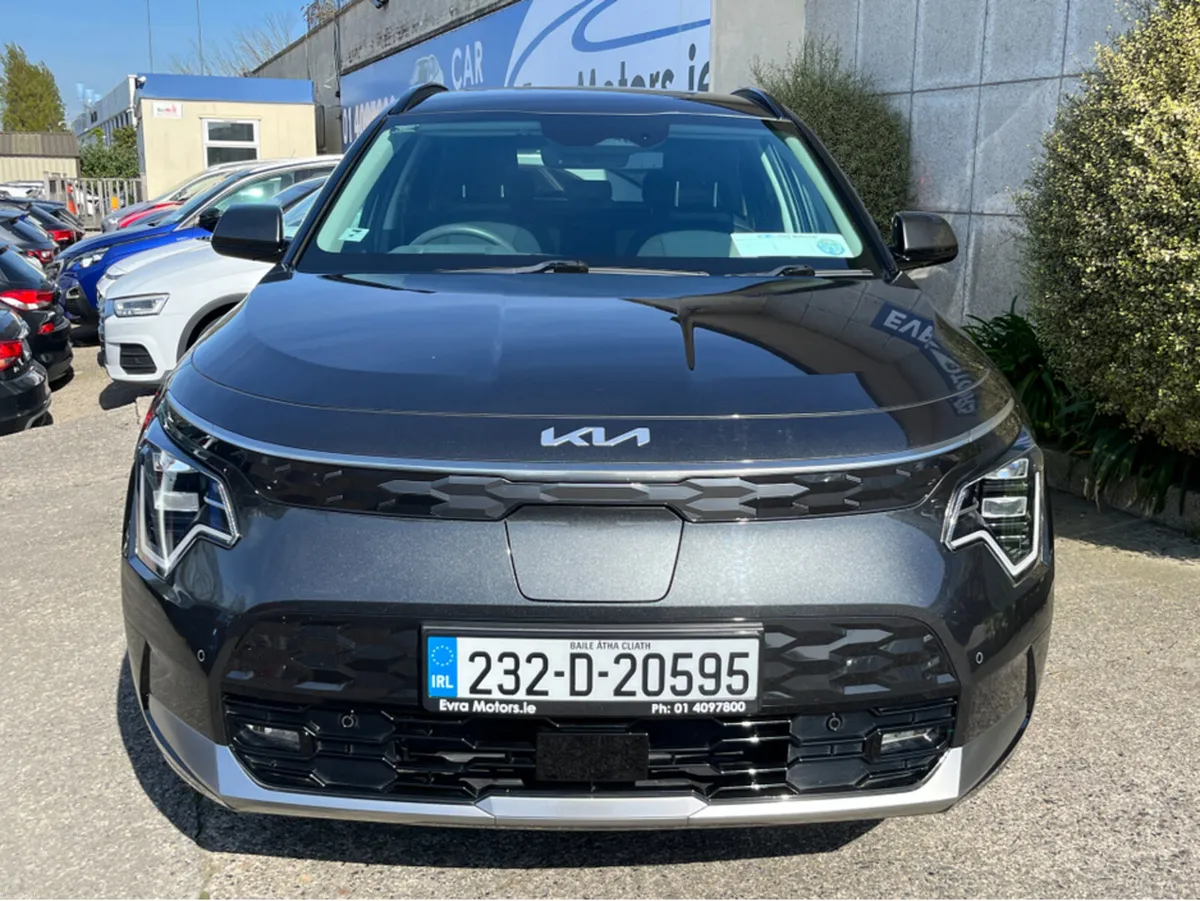 Kia Niro EV K4 64KWH ELECTRIC //TOP SPEC//FULL LEA - Image 2