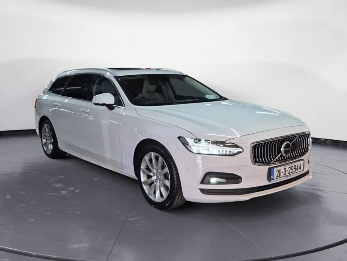 Volvo V90 B4 MOMENTUM AT 5DR AUTO - Image 3
