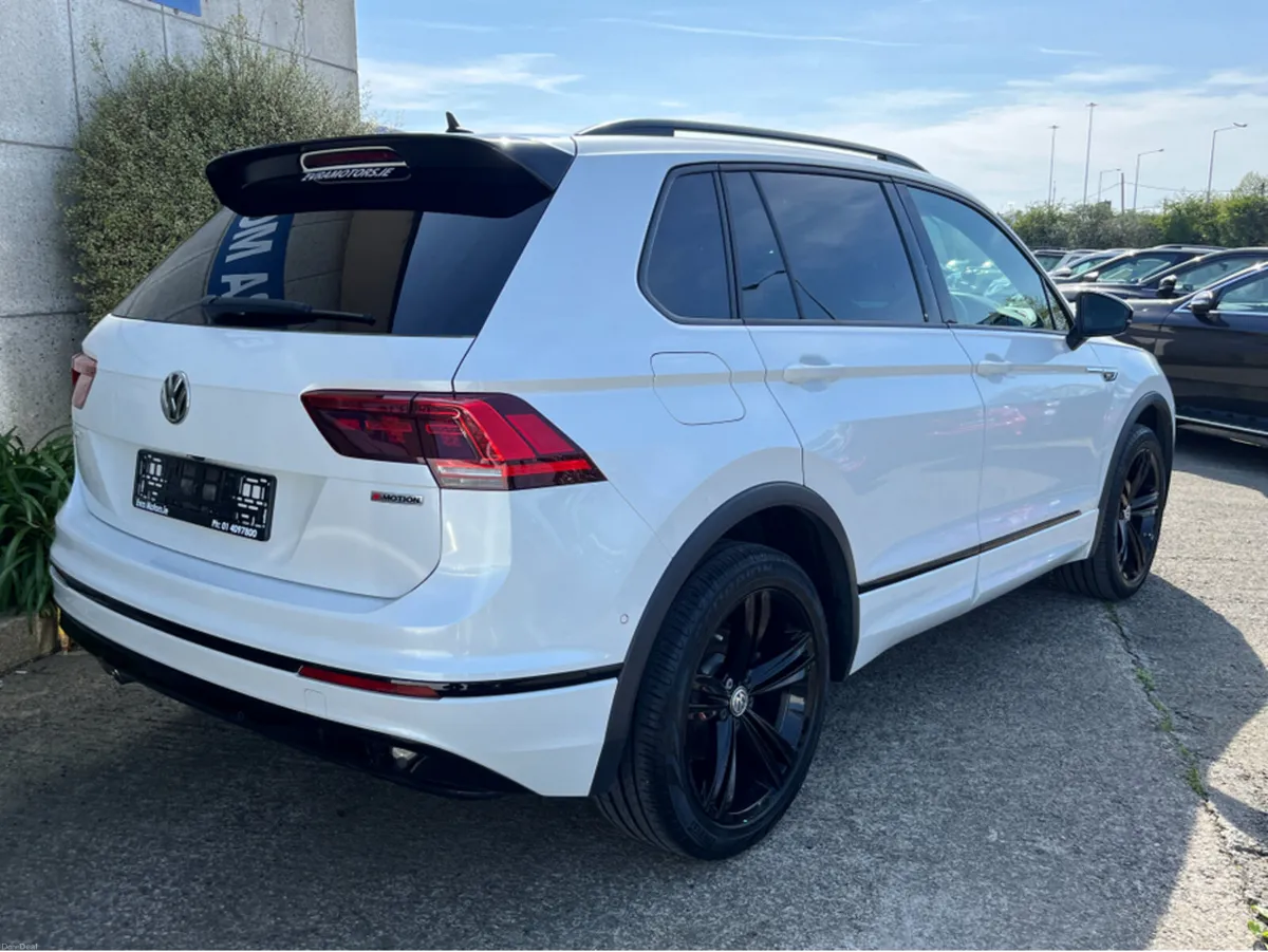 Volkswagen Tiguan R-LINE 4MOTION AUTOMATIC 2.0 DIE - Image 4