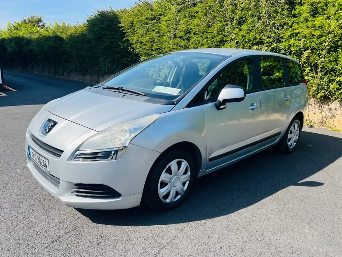 Peugeot 5008 1.6 | DIESEL | MANUAL - Image 5