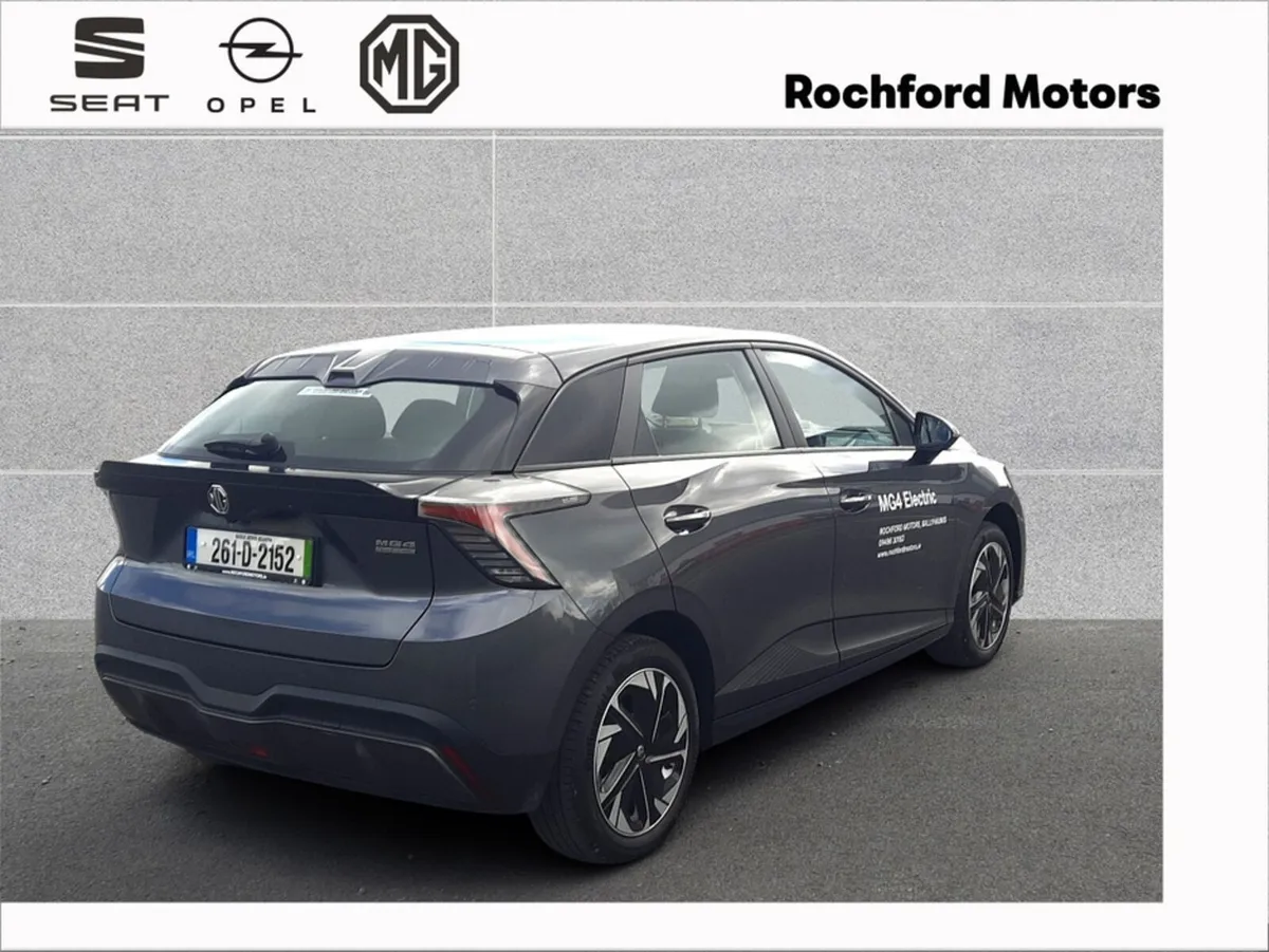 MG MG4 350KMS RANGE EXCITE 49KW - Image 4