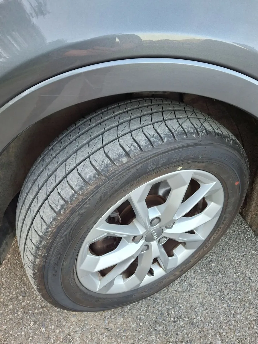 Audi Q3 2017 - Image 3