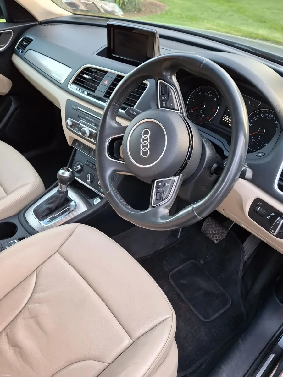 Audi Q3 2017 - Image 1