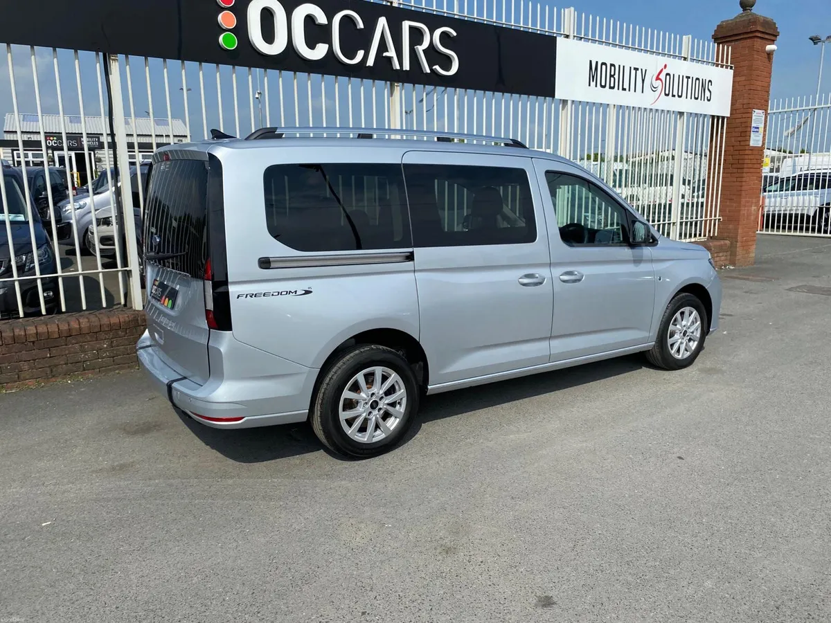 Wheelchair Accessible Taxi Ford Freedom Pre Reg - Image 5