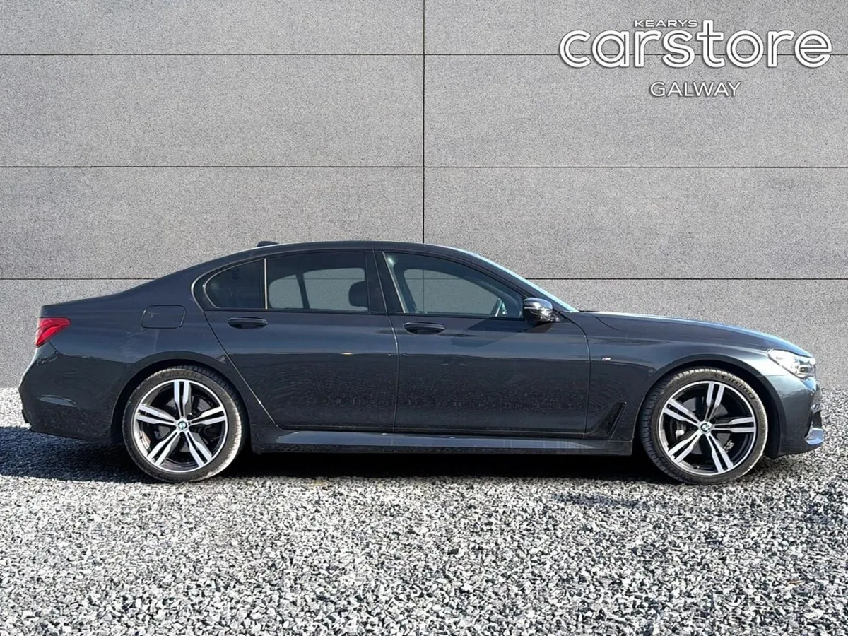 BMW 7-Series 730 D G11 XDRIVE M SPORT **LOW KMS** - Image 2
