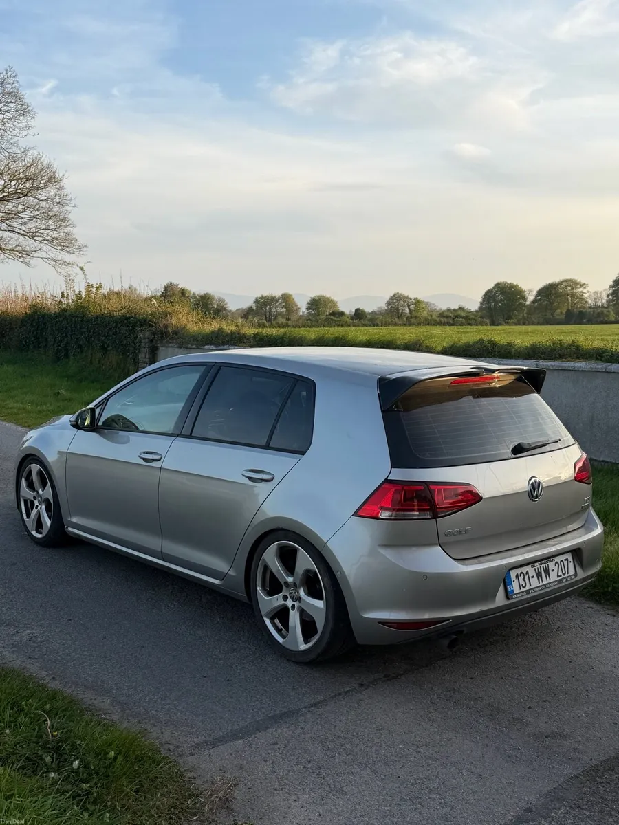 Volkswagon Golf Highline - Image 3