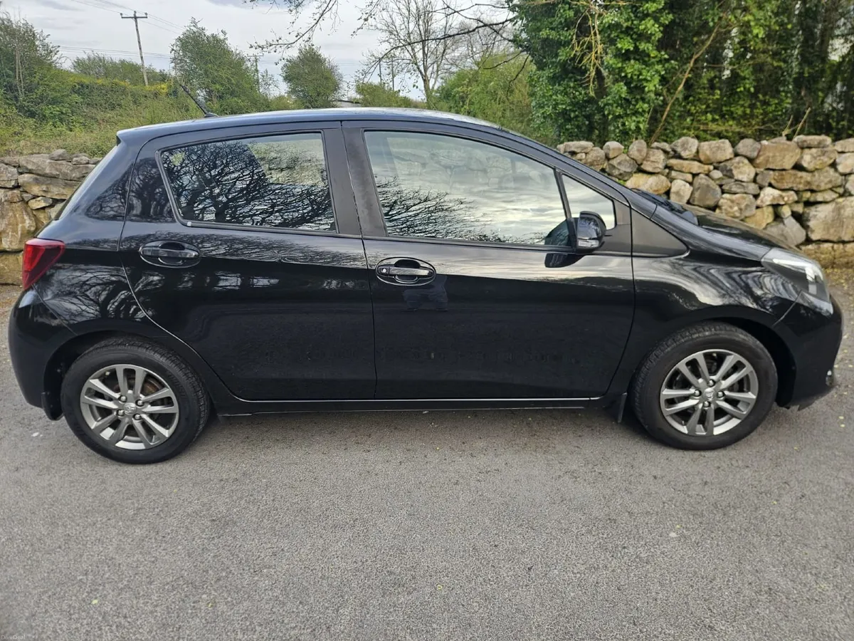 2016 Toyota Yaris Luna Manual Petrol - Image 4