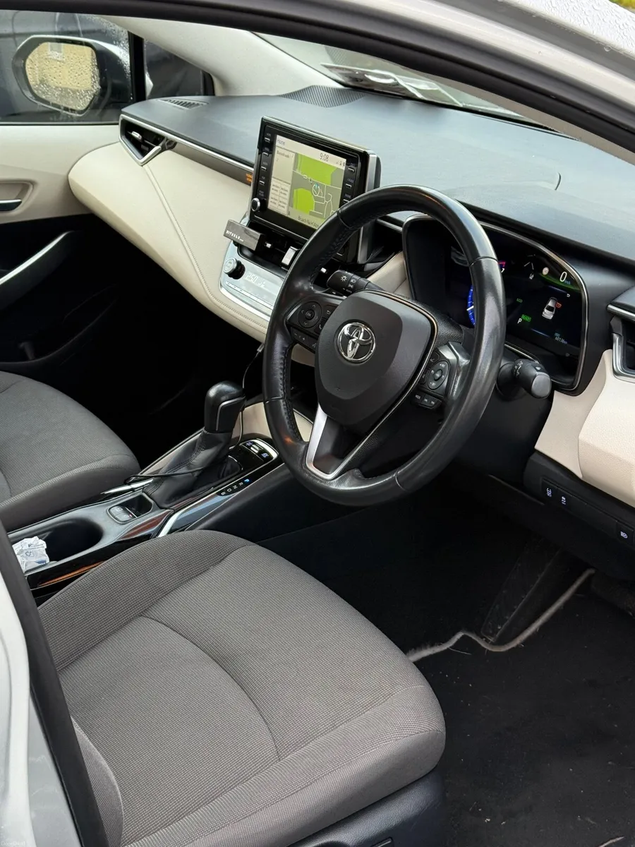 Toyota Corolla 2021 - Image 3
