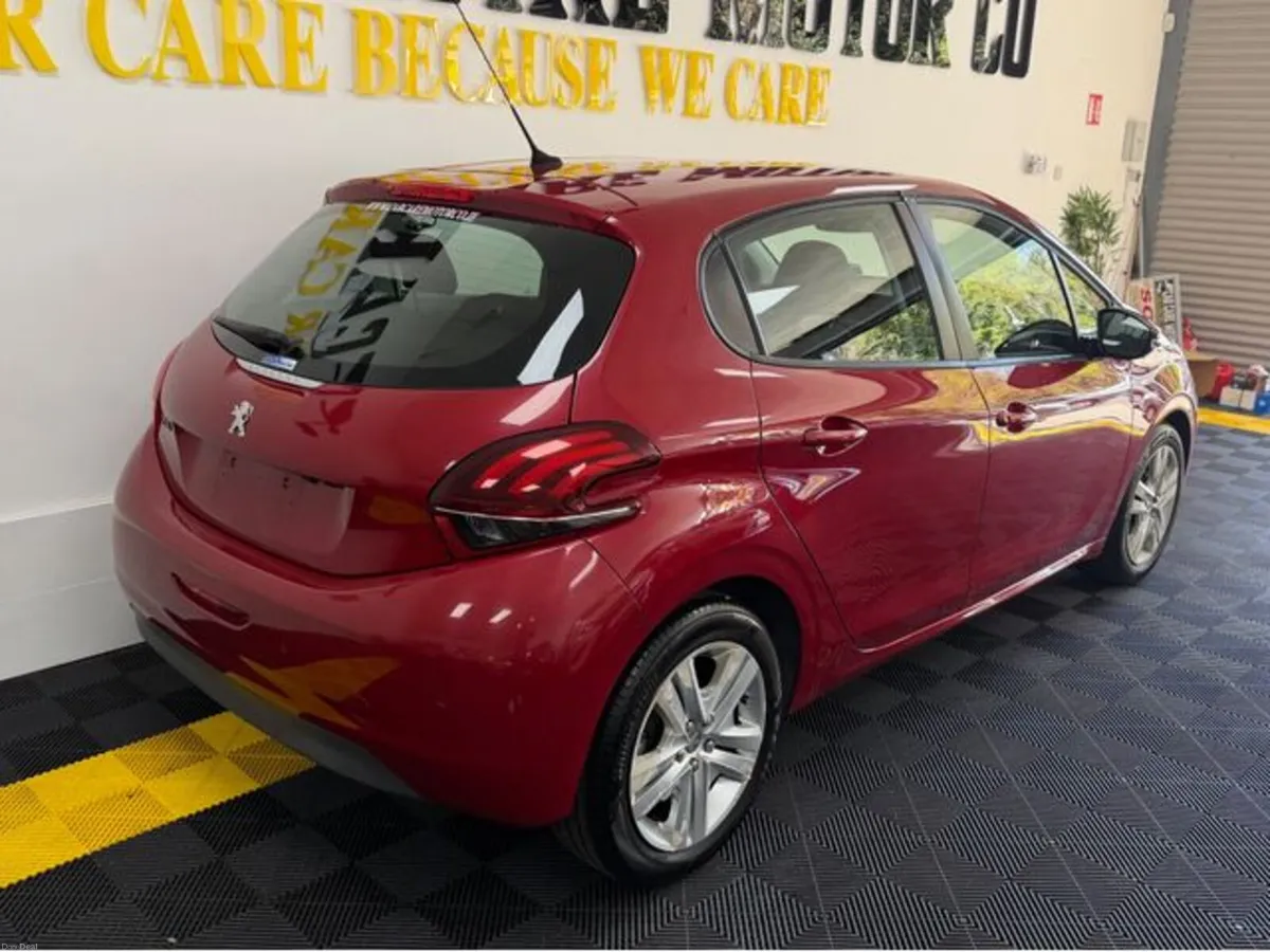 Peugeot 208 2018 208 1.2 Automatic 19, 000Km - Image 4