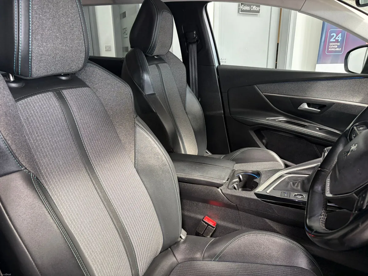 Peugeot 5008 2021. 1.2. PURETECH. ALURE - Image 5