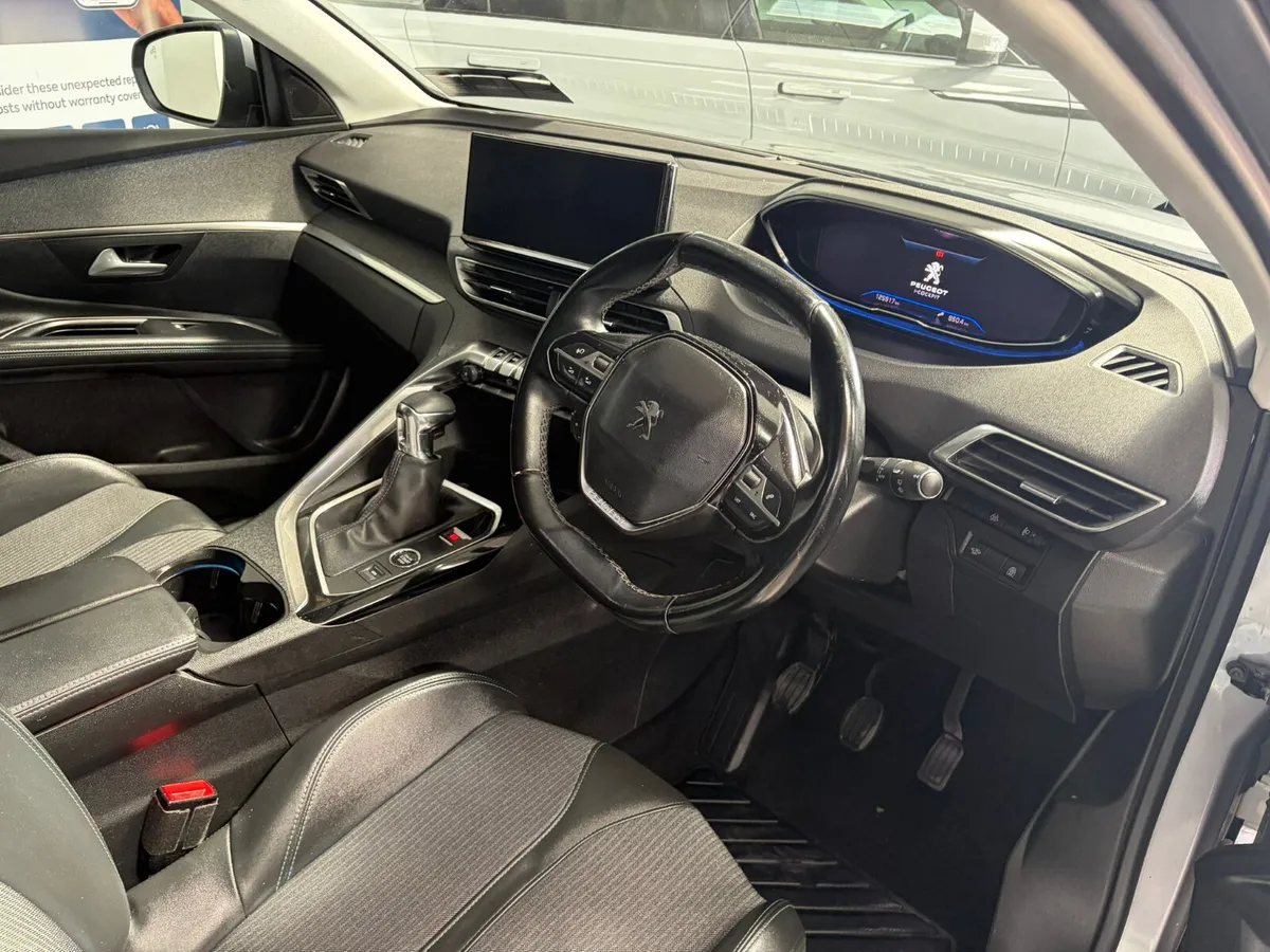 Peugeot 5008 2021. 1.2. PURETECH. ALURE - Image 3