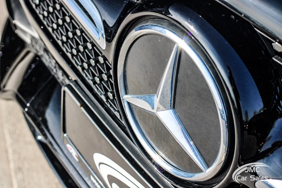 HIGH SPEC 2022 MERCEDES BENZ GLE 350 - Image 3