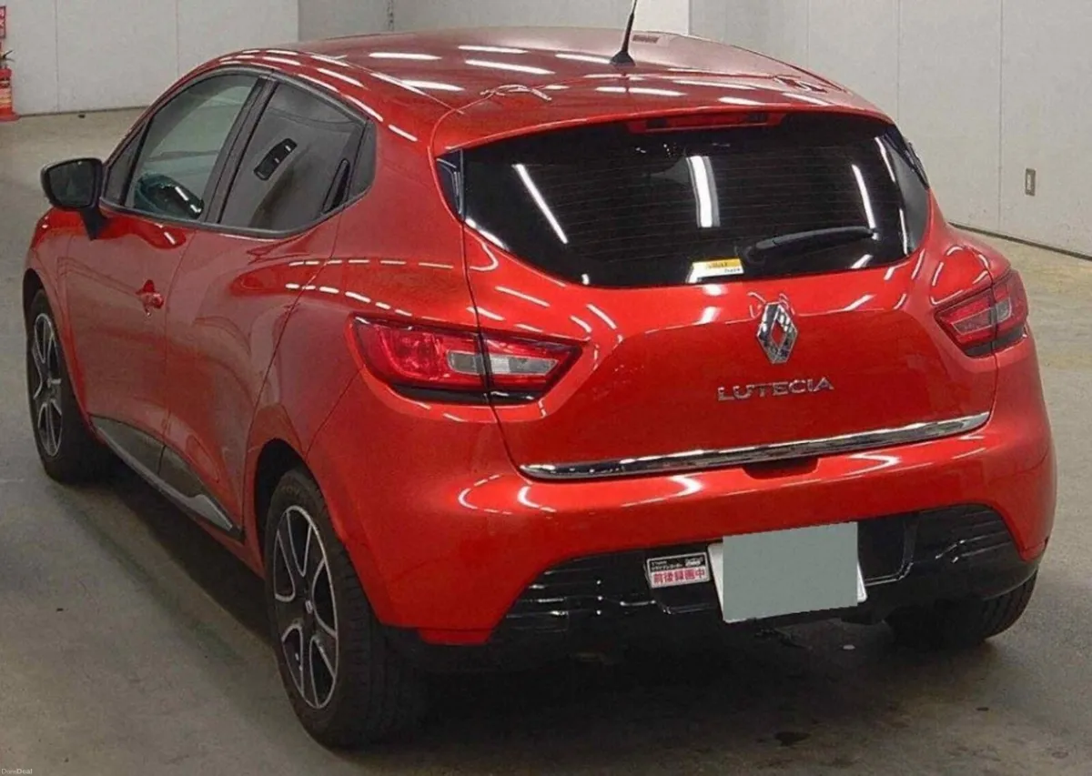 2016 Renault Clio Automatic - Image 4