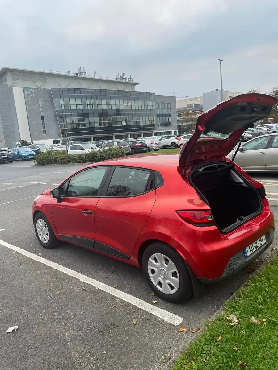 Renault Clio - Image 4