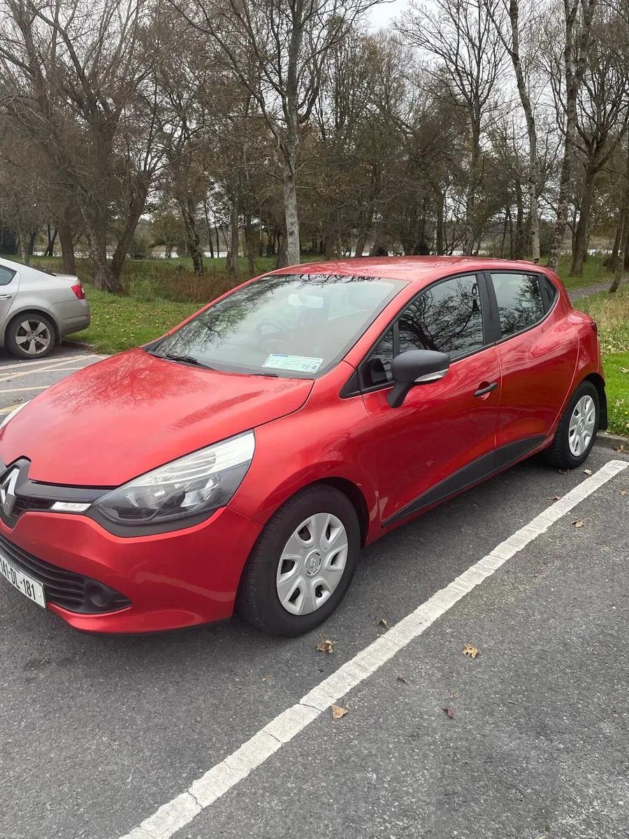 Renault Clio - Image 2