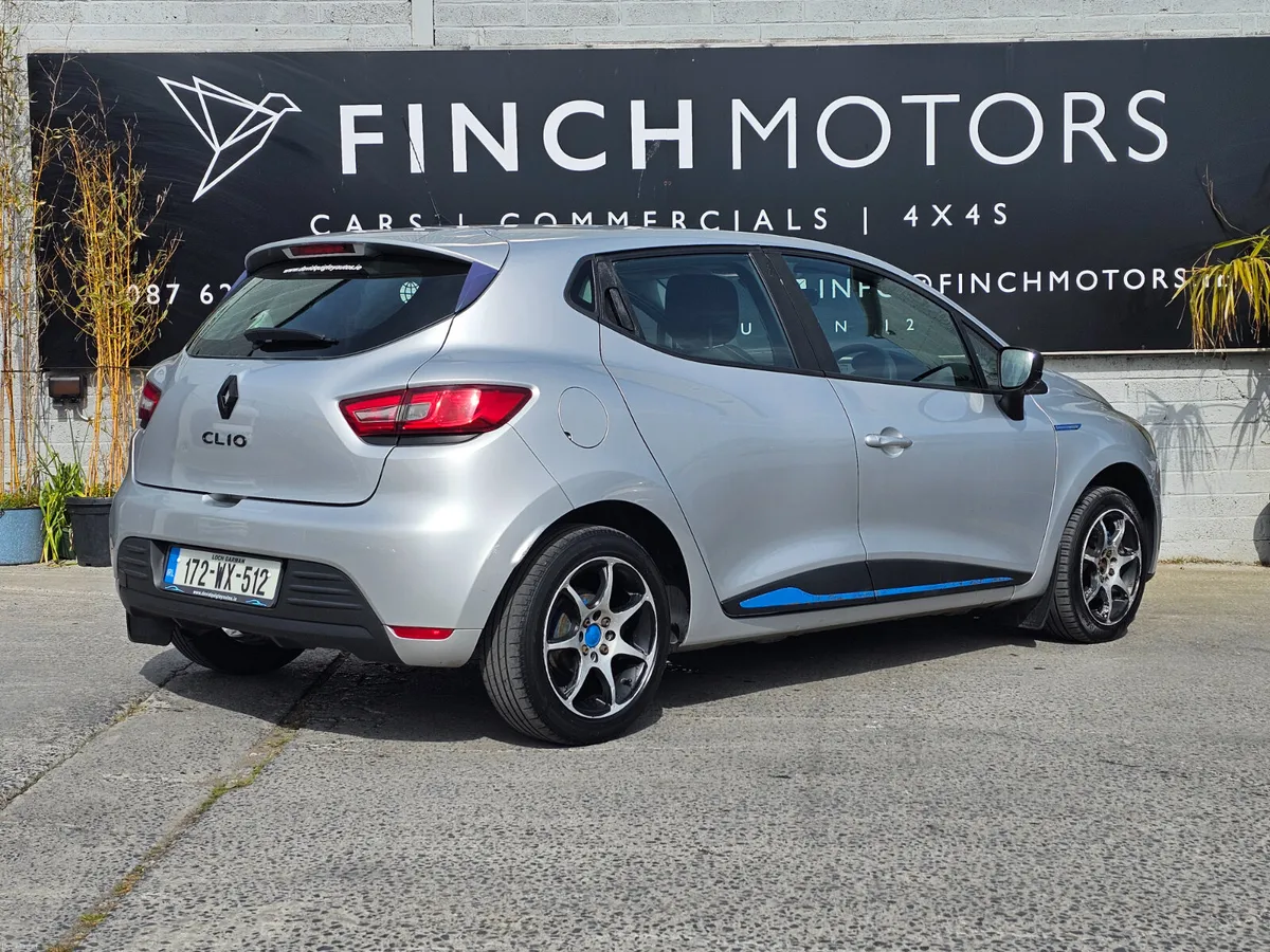 RENAULT CLIO 1.2 // 07/27 NCT - Image 2
