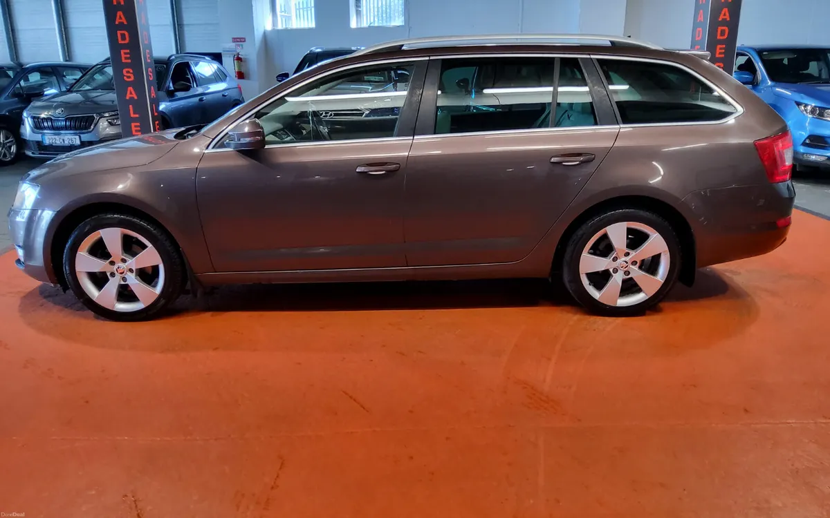 Skoda Octavia 2015 - Image 4