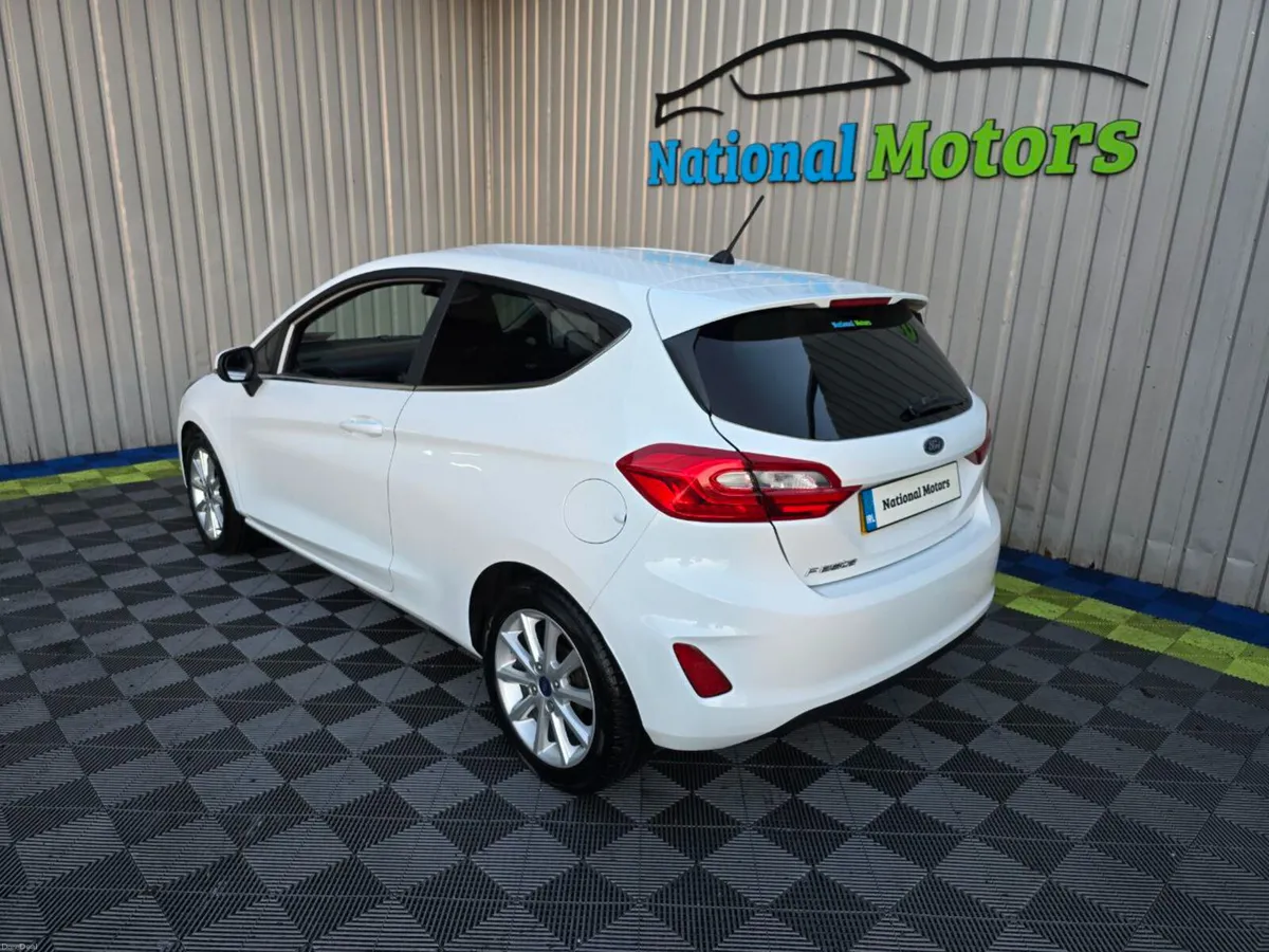 2018 Ford Fiesta TITANIUM 1.0 Petrol - Image 5