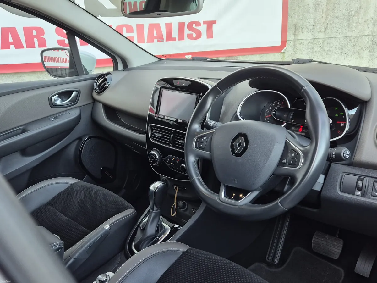 Renault Clio Auto LOW KM - Image 6