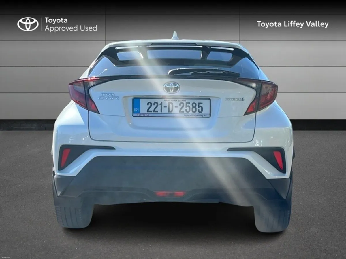 Toyota C-HR 1.8 HYBRID SPORTMONO 4DR SPORT AUTO - Image 4