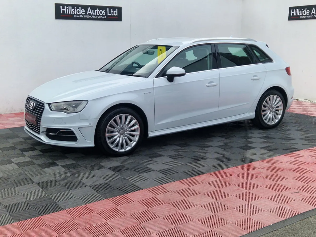 Audi A3 E-TRON HYBRID 1.4 PETROL, FULL LEATHER, AU - Image 4