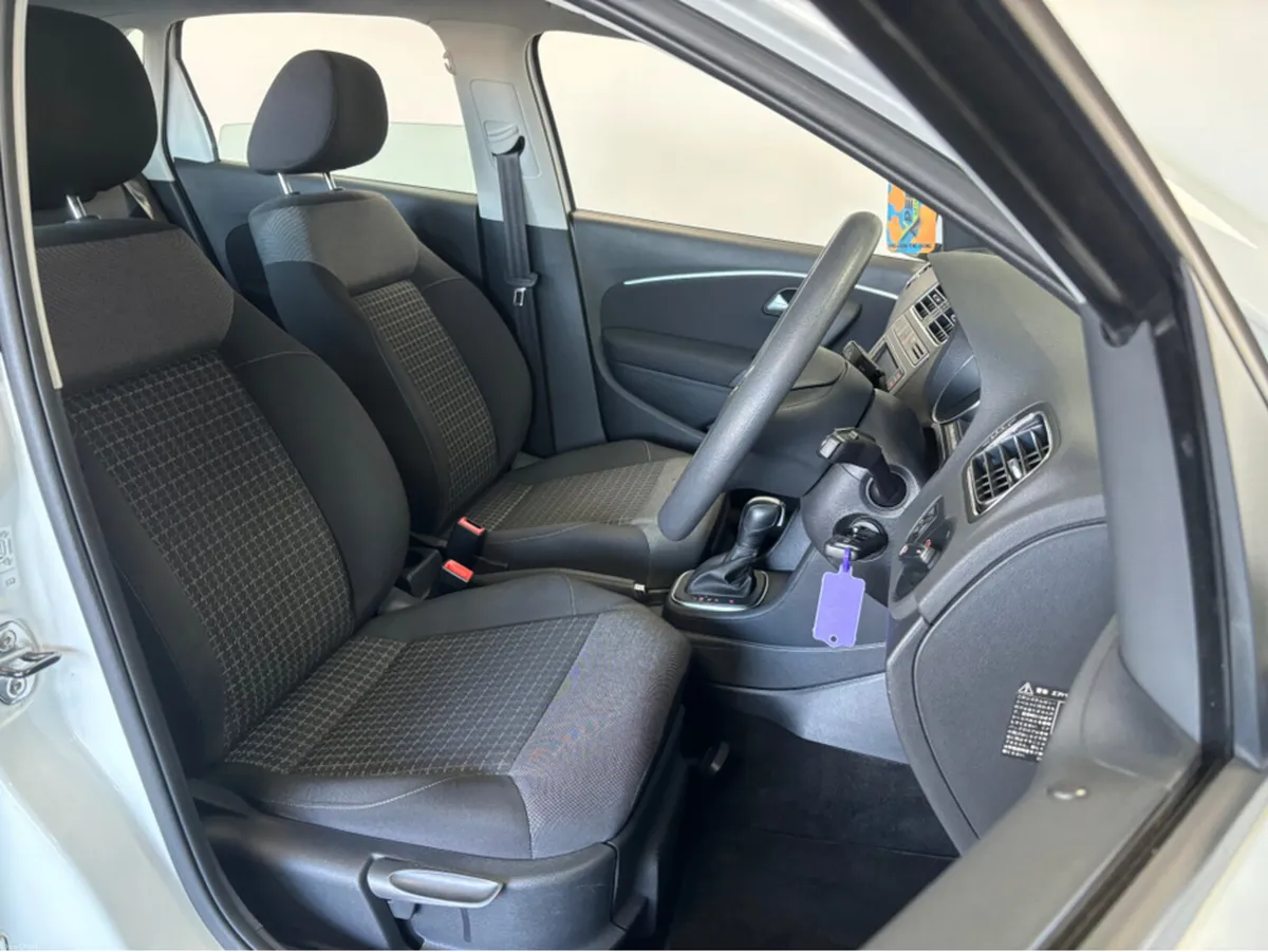 Volkswagen Polo *VOLKSWAGEN POLO* *LOW MILEAGE* *D - Image 3